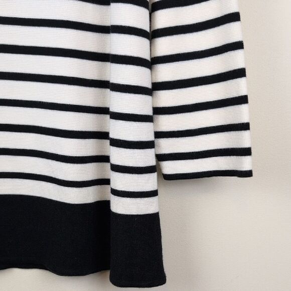 Talbot's Mock Neck Striped Black and White Pearl Button-Shoulder Sweater Size XL - Picture 5 of 10